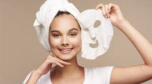 🧴 Skincare Tips for Dry Skin: Hydrate and Glow Naturally